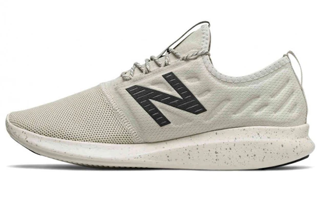New Balance Fuelcore Coast v4 ''Crème Zwart'' MCSTLRN4 Buy New Balance Fuelcore Coast v4 ''Crème Zwart'' MCSTLRN4