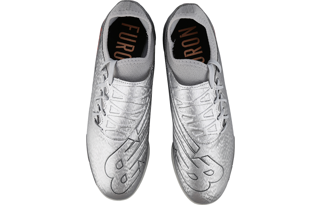 Shop New Balance 新百倫 FURON V7 DISPATCH TF 中筒 防滑耐磨 足球鞋 男款