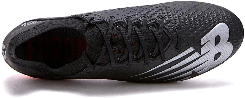 New Balance Furon V6 ''Pitch Black'' Voetbalschoenen NBPSAS102K Lookbook New Balance Furon V6 ''Pitch Black'' Voetbalschoenen NBPSAS102K