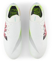 New Balance Furon v7+ Pro 'Putih' Sepatu Bola SF1HH75-2E Lookbook New Balance Furon v7+ Pro 'Putih' Sepatu Bola SF1HH75-2E