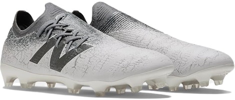 뉴발란스 퓨론 V7+ 프로 FG '그레이 데이 2024' SF1FG75 Lookbook 뉴발란스 퓨론 V7+ 프로 FG '그레이 데이 2024' SF1FG75