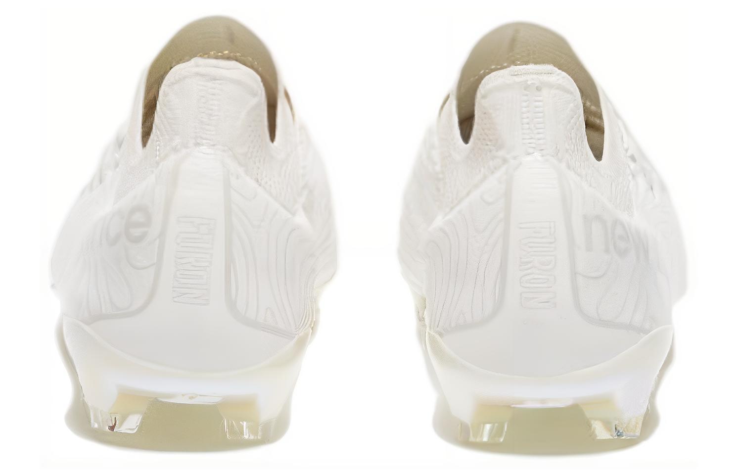 Lookbook New Balance 人造草皮 防滑耐磨 足球鞋 男女款 白色