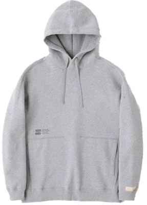 New Balance FW22 Grey Pullover Hoodie Long Sleeve Simplistic Design AMT25021-HGR Buy New Balance FW22 Grey Pullover Hoodie Long Sleeve Simplistic Design AMT25021-HGR