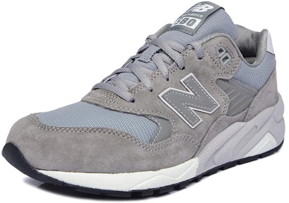 New Balance NB 580 復古厚底 低筒 跑步鞋 男女款 元祖灰 Lookbook New Balance NB 580 復古厚底 低筒 跑步鞋 男女款 元祖灰