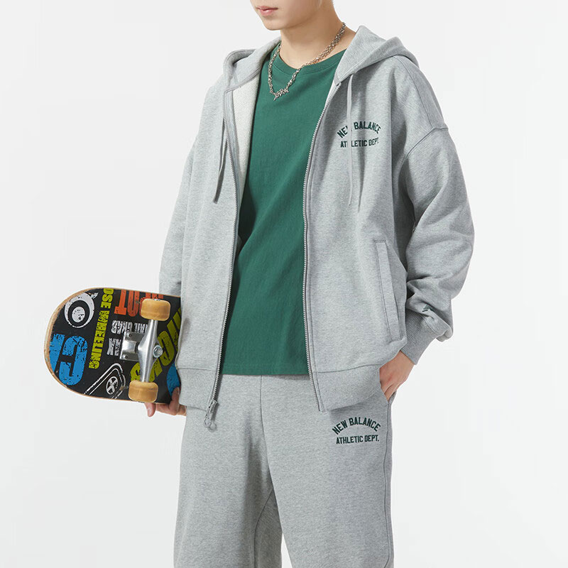 Shop 新百伦灰色字母印花透气跑步针织连帽夹克 AMJ41311-GHM
