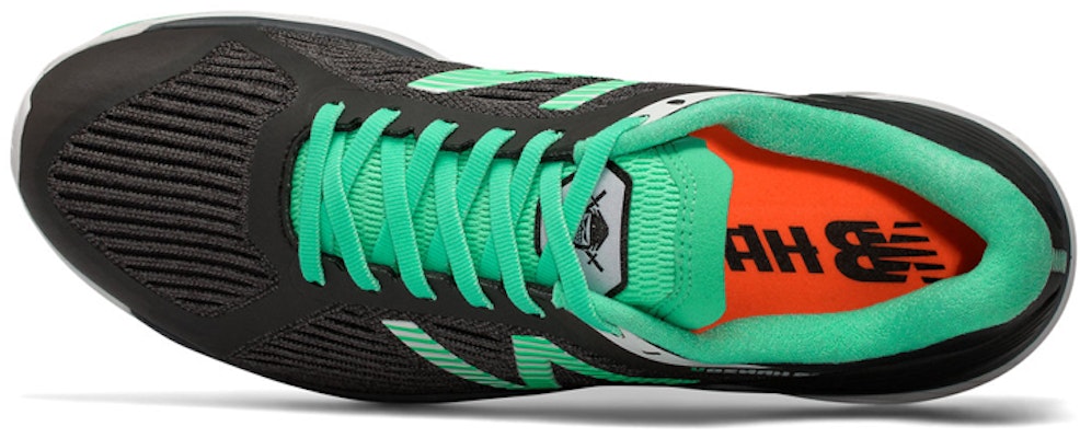 New Balance Hanzo U 2E 'Abu Gelap' MHANZUE1 Lookbook New Balance Hanzo U 2E 'Abu Gelap' MHANZUE1