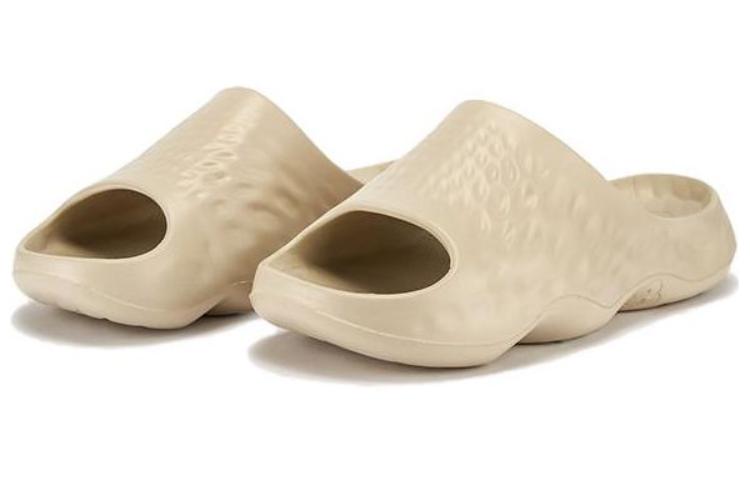 Order New Balance HUP 防滑舒適 運動拖鞋 男女皆宜 米色