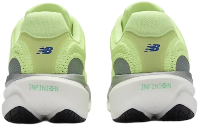 New Balance Infinion 1080v15 Afterglow Bleu Bird M10802HR Lookbook New Balance Infinion 1080v15 Afterglow Bleu Bird M10802HR