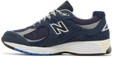 New Balance INVINCIBLE x N.HOOLYWOOD x 2002R Gore-Tex '海軍藍' M2002RXH Lookbook New Balance INVINCIBLE x N.HOOLYWOOD x 2002R Gore-Tex '海軍藍' M2002RXH