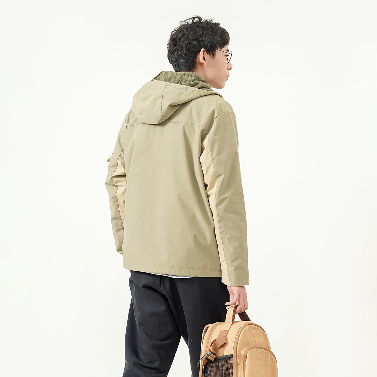 Purchase 新百伦卡其色户外多口袋连帽夹克 AMJ21356-TCO