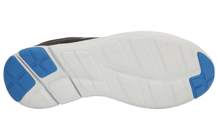 Shop New Balance NB Koze 低幫 跑步鞋 男款 黑色