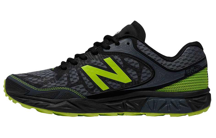 Buy New Balance Leadville v3 輕便透氣休閒運動鞋 黑綠