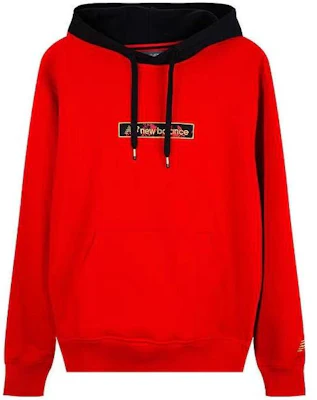 New Balance Baju Sweatshirt Pullover Logo Sulam Unisex Merah NCA1A023 Buy New Balance Baju Sweatshirt Pullover Logo Sulam Unisex Merah NCA1A023