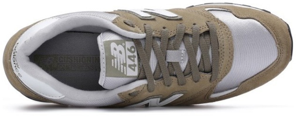 New Balance 446系列 復古跑步鞋 男女款 淺棕色 Lookbook New Balance 446系列 復古跑步鞋 男女款 淺棕色