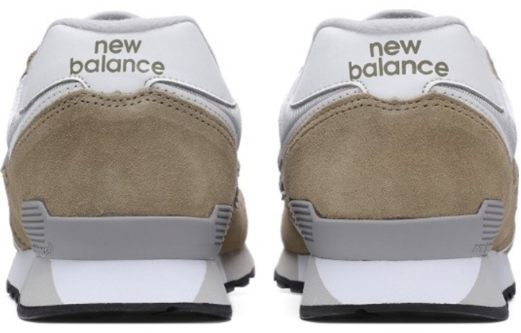 Shop New Balance Marron Clair U446FD