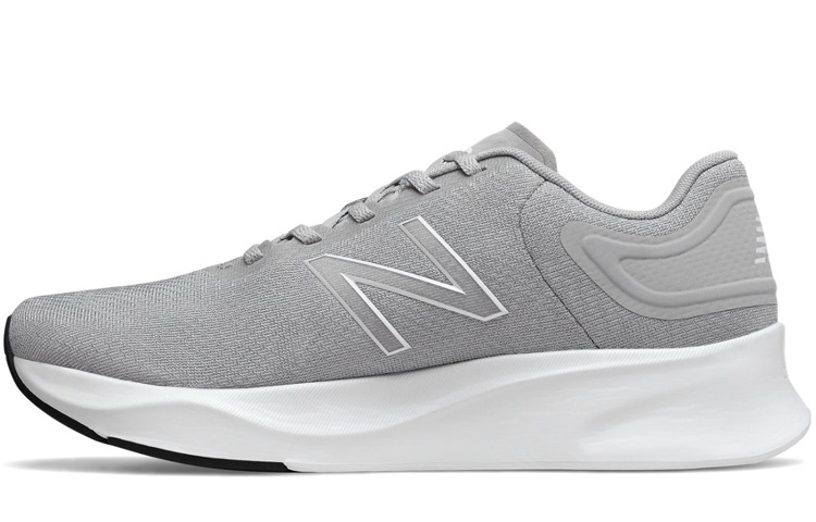 New Balance light grey D Wide MSTRNLA1