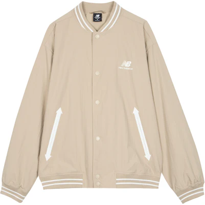 New Balance Logo Print Loose Fit Woven Jacket Khaki Color AMJ33362-BNN Buy New Balance Logo Print Loose Fit Woven Jacket Khaki Color AMJ33362-BNN