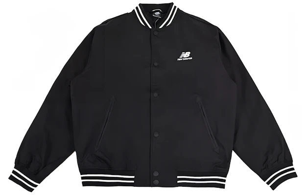 New Balance Jaket Hitam Longgar Logo Printed Woven AMJ33362-BK Buy New Balance Jaket Hitam Longgar Logo Printed Woven AMJ33362-BK
