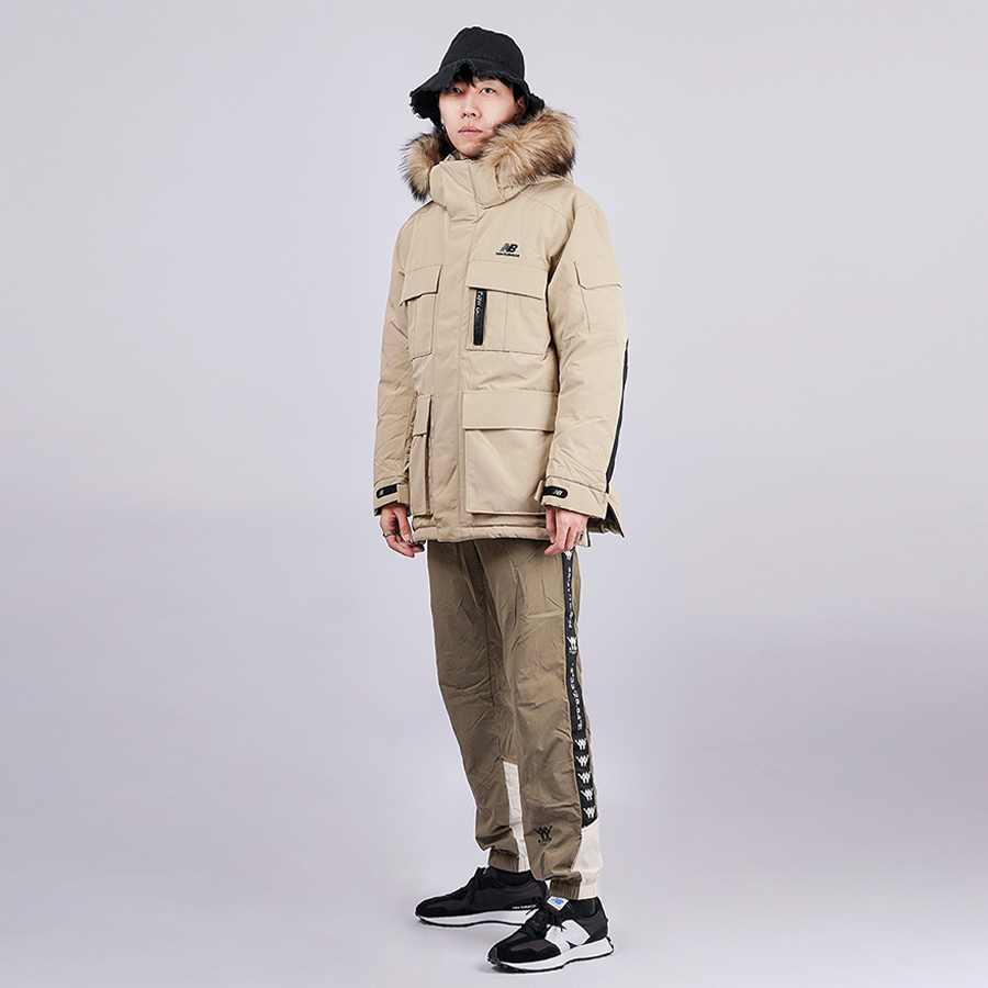 Shop New Balance Jaket Panjang Khaki Musim Dingin Tebal Hangat Mantel. NPA46021-BEI