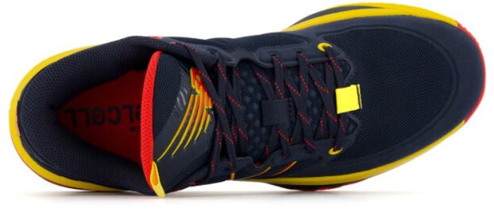 ニューバランス Hesi Low "宇宙赤黄" (Uchū Aka Ki) BBHSLA1 Lookbook ニューバランス Hesi Low "宇宙赤黄" (Uchū Aka Ki) BBHSLA1