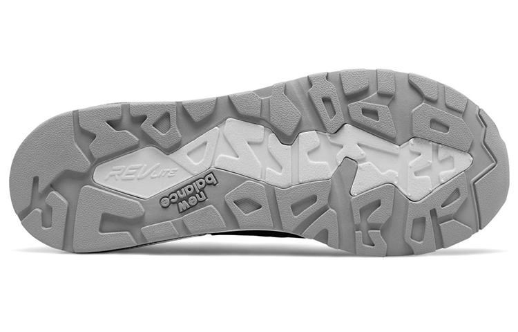 Shop 뉴발란스 M-LIFESTYLE 블랙화이트 MRT580DX