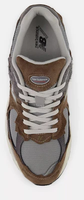 New Balance M2002D Casual Sneakers M20024J7-D Lookbook New Balance M2002D Casual Sneakers M20024J7-D