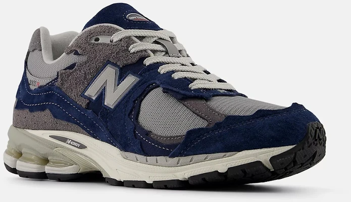 New Balance M2002D Casual Sneakers M20024R5-D Shop New Balance M2002D Casual Sneakers M20024R5-D