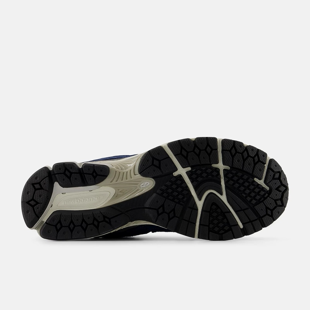 Purchase New Balance M2002D Casual Sneakers M20024R5-D