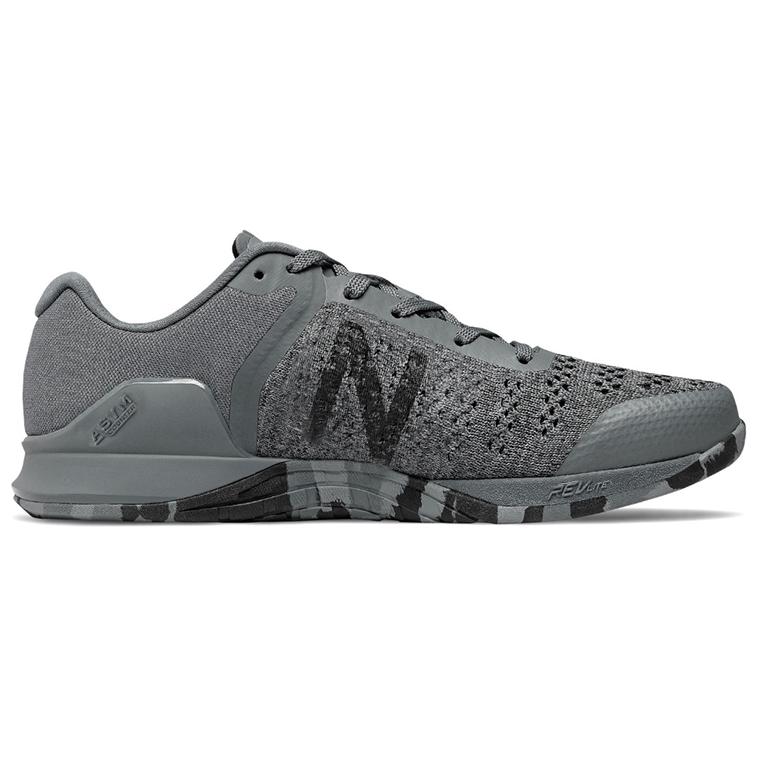 Order New Balance Minimus Prevail D-Wide Grijs MXMPCG1