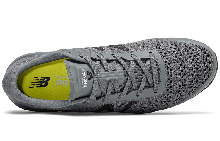 Lookbook New Balance Minimus Prevail D-Wide Grijs MXMPCG1