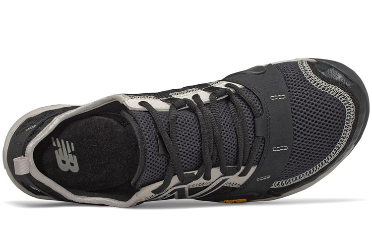 Lookbook New Balance Minimus Trail 10v1 D-Wide Zwart MT10BM