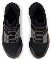 New Balance Minimus Training 'Hitam' MXMTRLK2-2E Lookbook New Balance Minimus Training 'Hitam' MXMTRLK2-2E