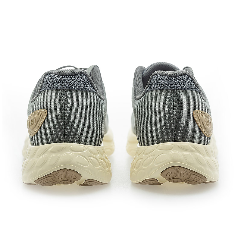 NB Model 680 Sneakers 圖 3