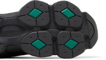 新百伦Mowalola x 9060 '盗贼服-绿色' U9060ML Purchase 新百伦Mowalola x 9060 '盗贼服-绿色' U9060ML