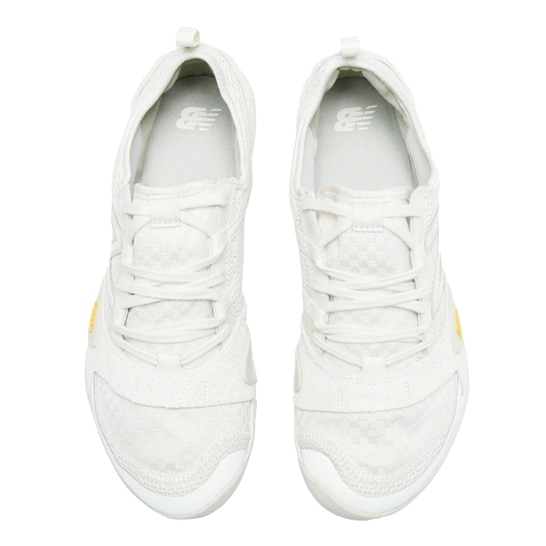 Lookbook New Balance MT10O AA Sepatu Olahraga Pria MT10OAA-D