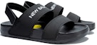 Lookbook New Balance N Clay Kasual Uniseks Sandal Hitam SD3601BKW