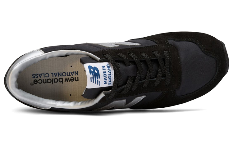 Lookbook New Balance National Class Hecho en Inglaterra 'Negro Plata' MNCSKS