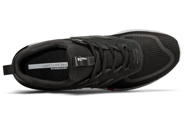 Lookbook ニューバランス 574 スポーツカジュアル (黒白赤) MS574UTB