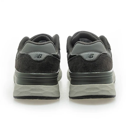 New Balance Nike Dunk Low SE 復活節配色運動鞋 MW880BA7 Lookbook New Balance Nike Dunk Low SE 復活節配色運動鞋 MW880BA7