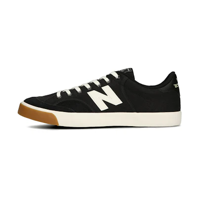 NB Numeric 212 Pro Court 'Black Gum'