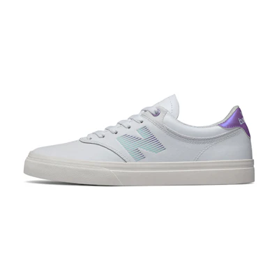 NB Numeric 255 'Neo Mint Violet'