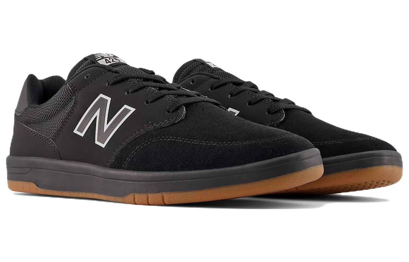 Lookbook New Balance Numeric 425 'Hitam Coklat Gula' NM425BNG