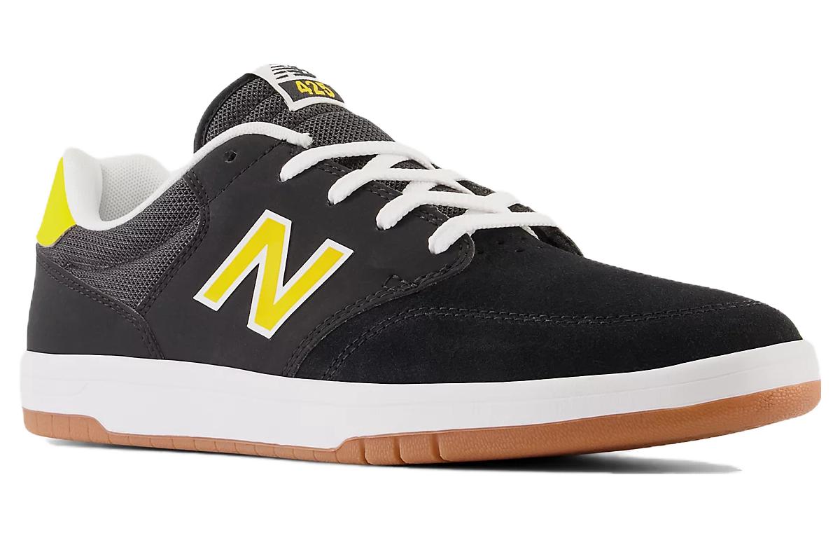 Lookbook New Balance Numeric 425 Baskets ''Noir Jaune'' NM425RAK