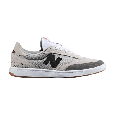 NB Numeric 440 'Light Grey'