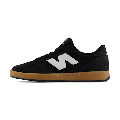 NB Numeric 440v2 'Black White Gum'