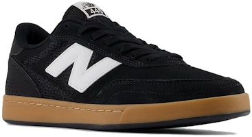 New Balance Numeric 440 V2 舒適簡約 減震耐磨 低幫 板鞋 男款 黑色 Lookbook New Balance Numeric 440 V2 舒適簡約 減震耐磨 低幫 板鞋 男款 黑色