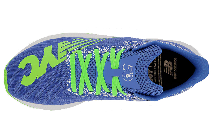 Lookbook 뉴발란스 NYC 마라톤 퓨얼셀 프리즘 블루 운동화 MFCPZNY