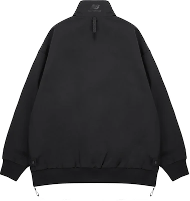 ニューバランス アウトドア マルチポケット 防風 ロゴ ジャケット ユニセックス ブラック AMJ13384-BK Lookbook ニューバランス アウトドア マルチポケット 防風 ロゴ ジャケット ユニセックス ブラック AMJ13384-BK