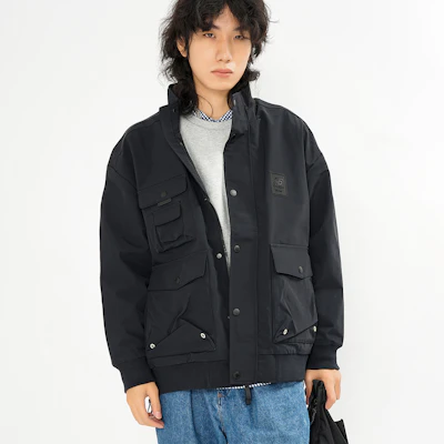 ニューバランス アウトドア マルチポケット 防風 ロゴ ジャケット ユニセックス ブラック AMJ13384-BK Sizing ニューバランス アウトドア マルチポケット 防風 ロゴ ジャケット ユニセックス ブラック AMJ13384-BK