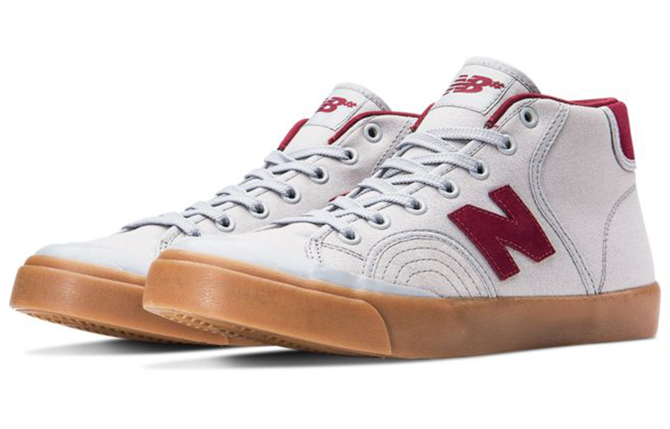 Lookbook ニューバランス Pro Court 213 グレー/レッド ローカット NM213BWT